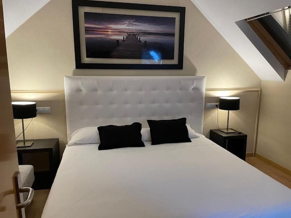 Фото Hotel Suites Feria de Madrid