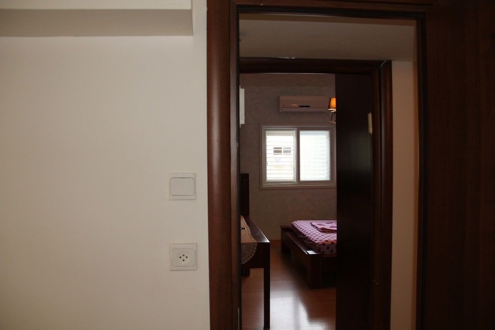 Фото Gk Apartments - Bialik 11