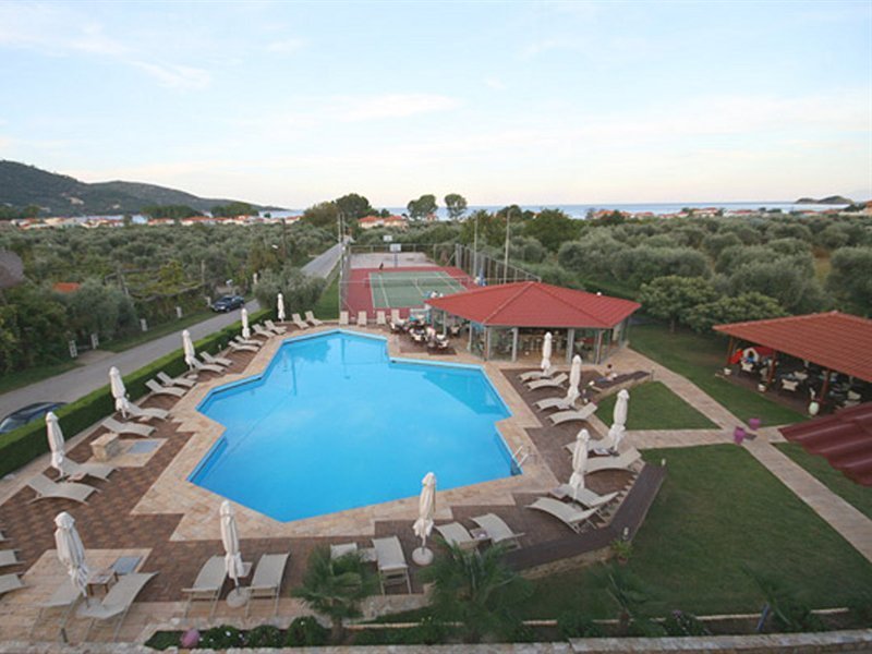 Фото отеля 2