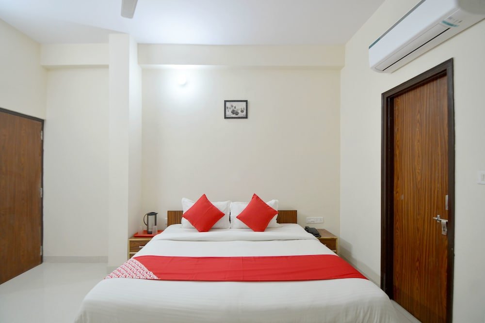 Фото Oyo 19970 Hotel Pink View