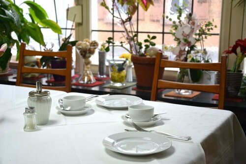 Гостиница Hotel Haus Isenburg в Ной-Изенбурге