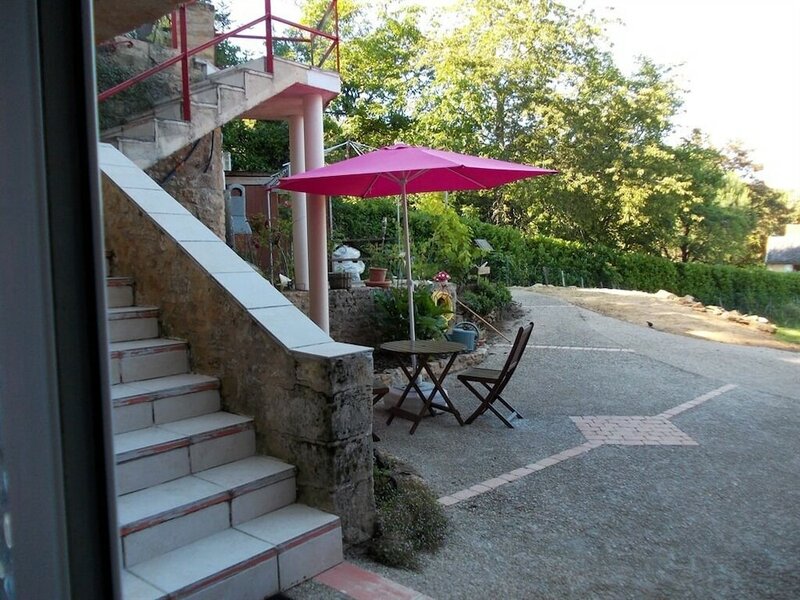 Гостиница Au Soleil Levant Homestay в Сарла-ла-Канеде