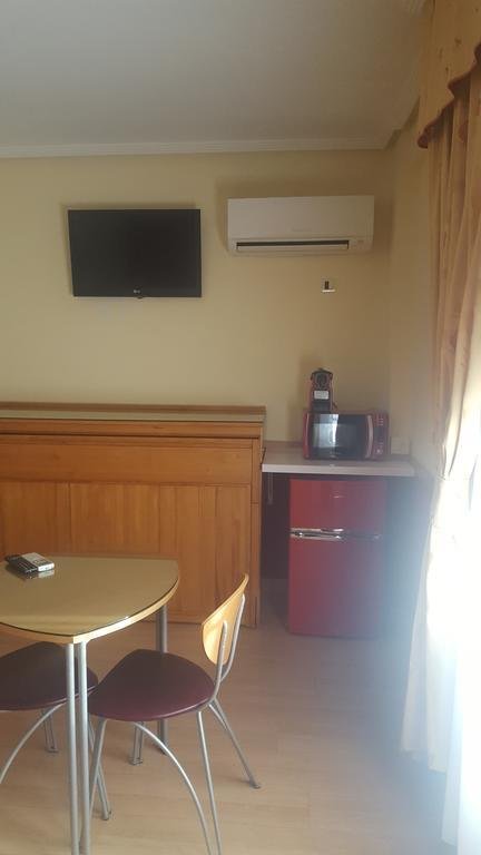 Фото Hostal Los Gavilanes 2