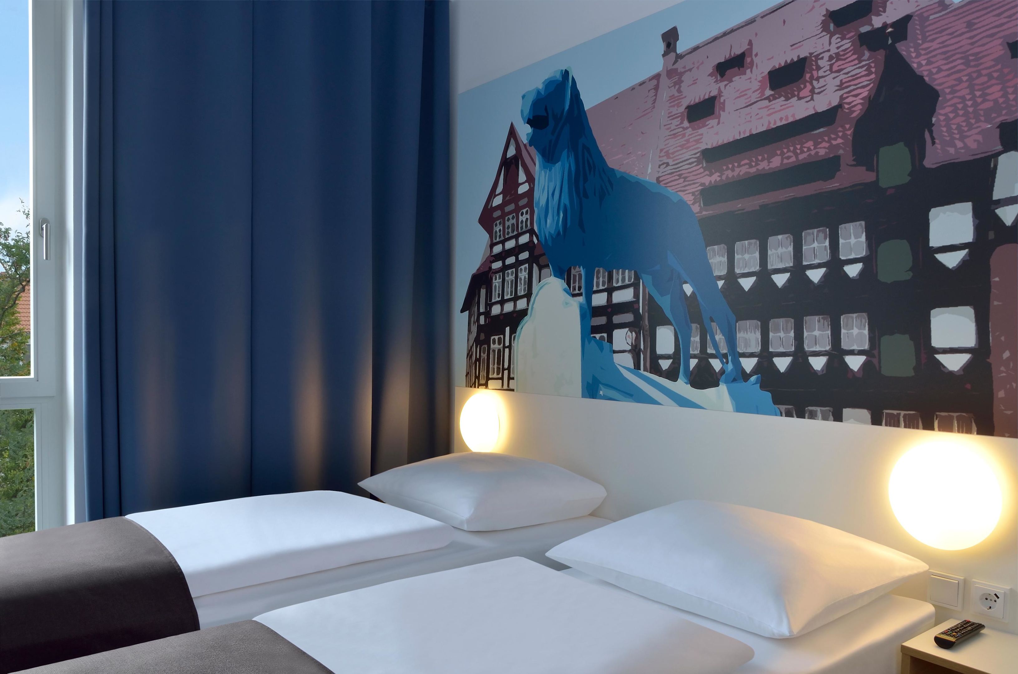 Фото B&b Hotel Braunschweig-City