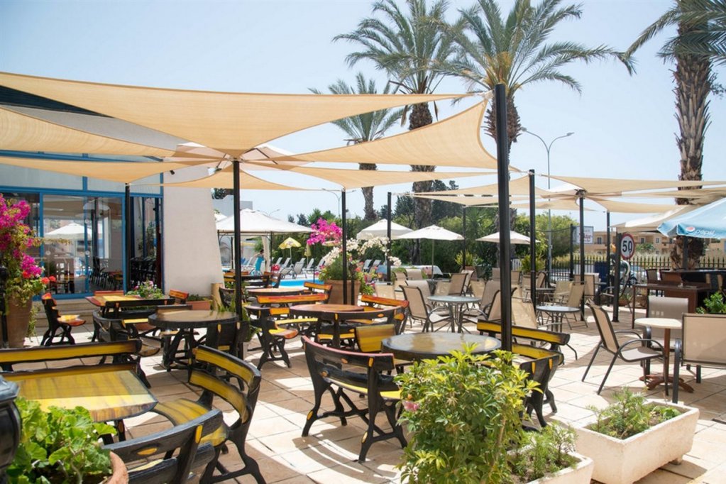 Фото Paphiessa Hotel