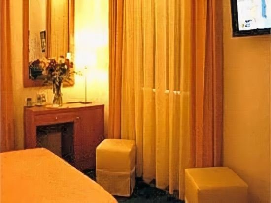 Фото Pefka Hotel