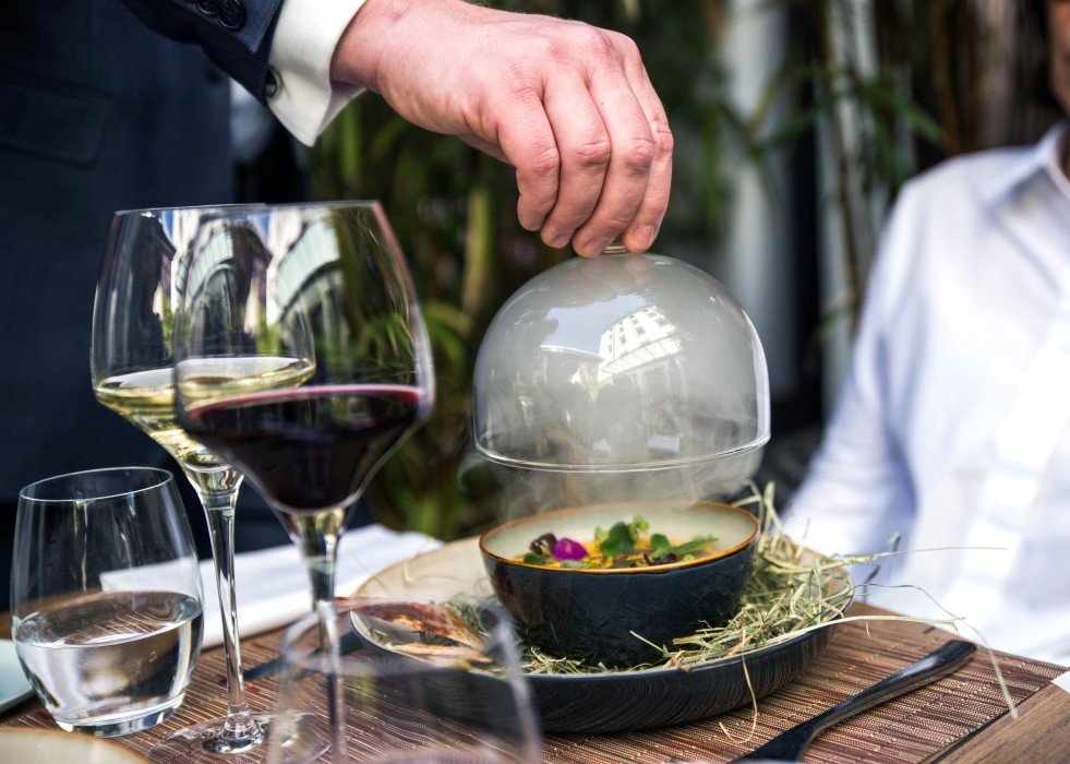 Фото Eastwest Hotel