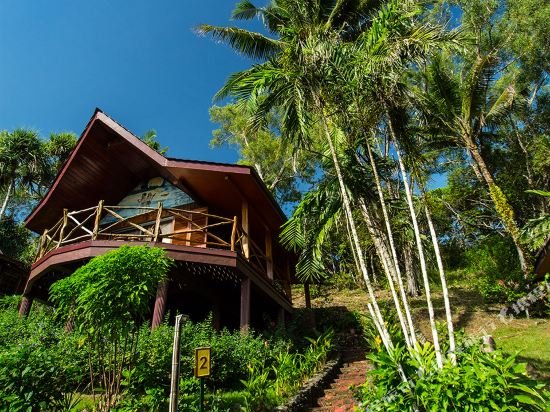 Фото Palau Carolines Resort