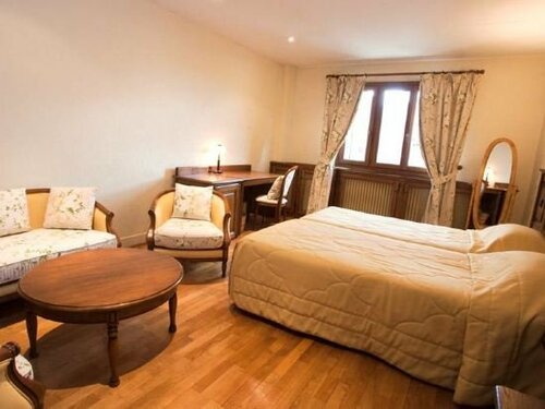 Гостиница Hotel Losset в Боне