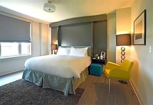 Фото White House Hotel