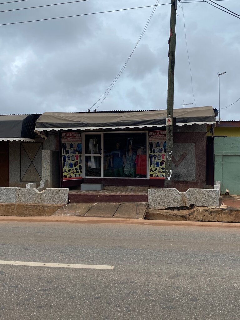 Clothing store Vivian Republic, Accra, photo