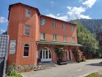 Lotos (Resort Settlement of Dombay, Dombayskaya Street, 4), hotel