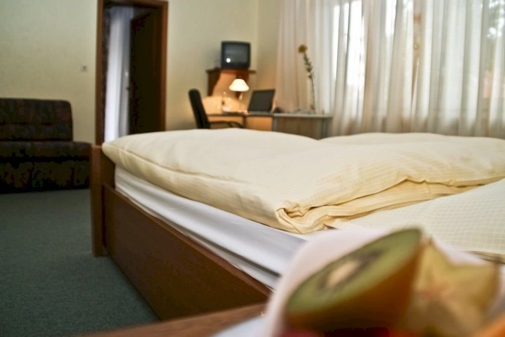 Фото Hotel Zur Bruecke