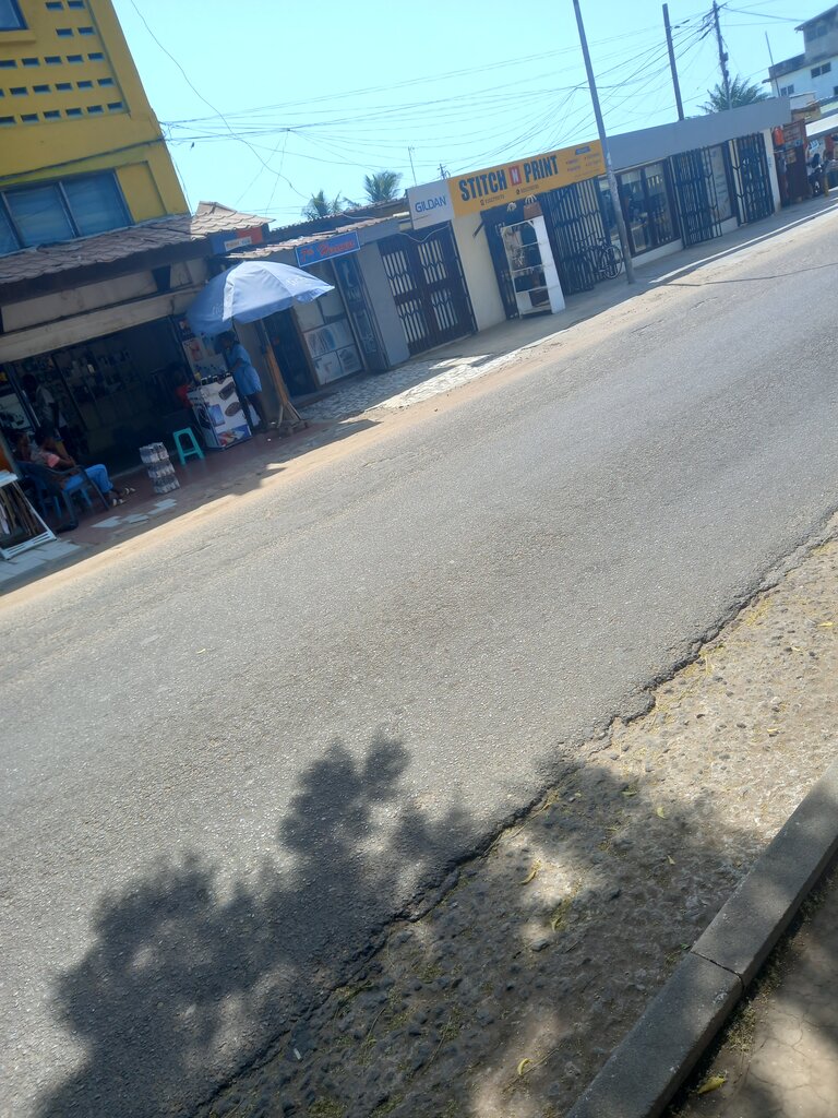 Car service, auto repair Gildan, Accra, photo