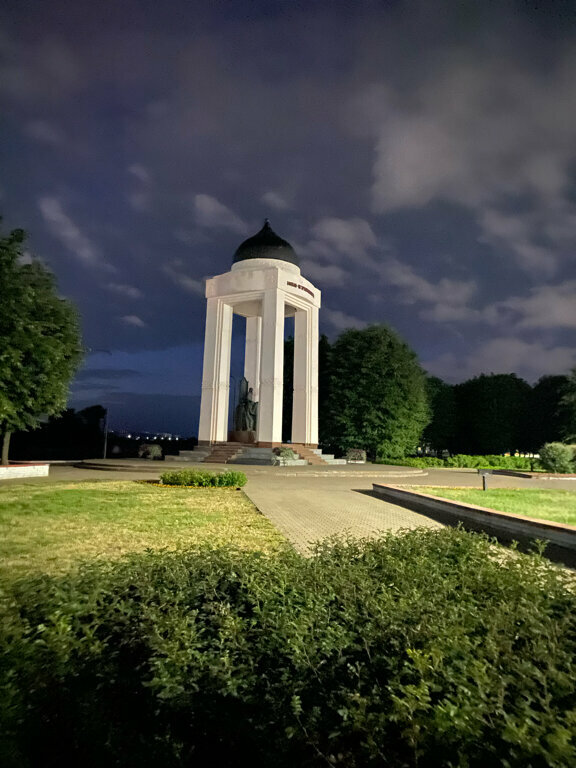 Памятник, мемориал Воинам-интернационалистам, Могилёв, фото