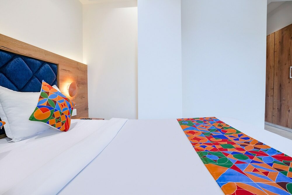 Фото Fabhotel Pancharatna Regency