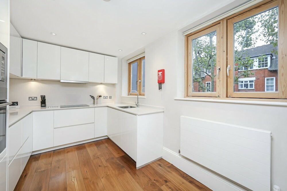 Фото Tavistock Place Apartments