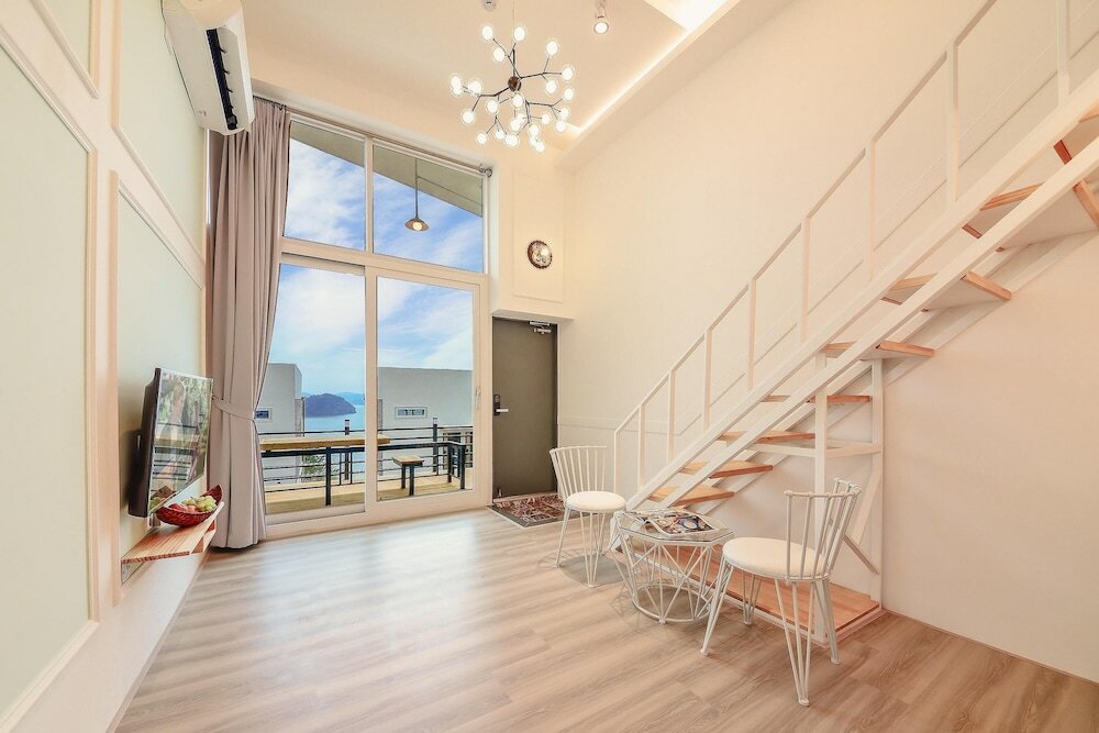 Фото Yeosu Nangman Pension