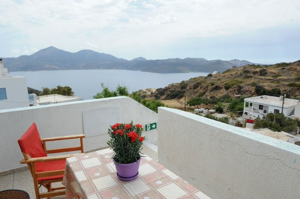 Фото Morfeas Hotel