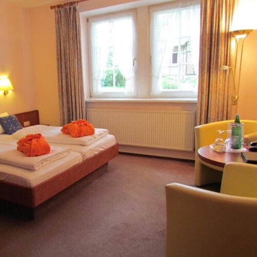 Гостиница Ferien- & Reitsport Hotel Brunnenhof