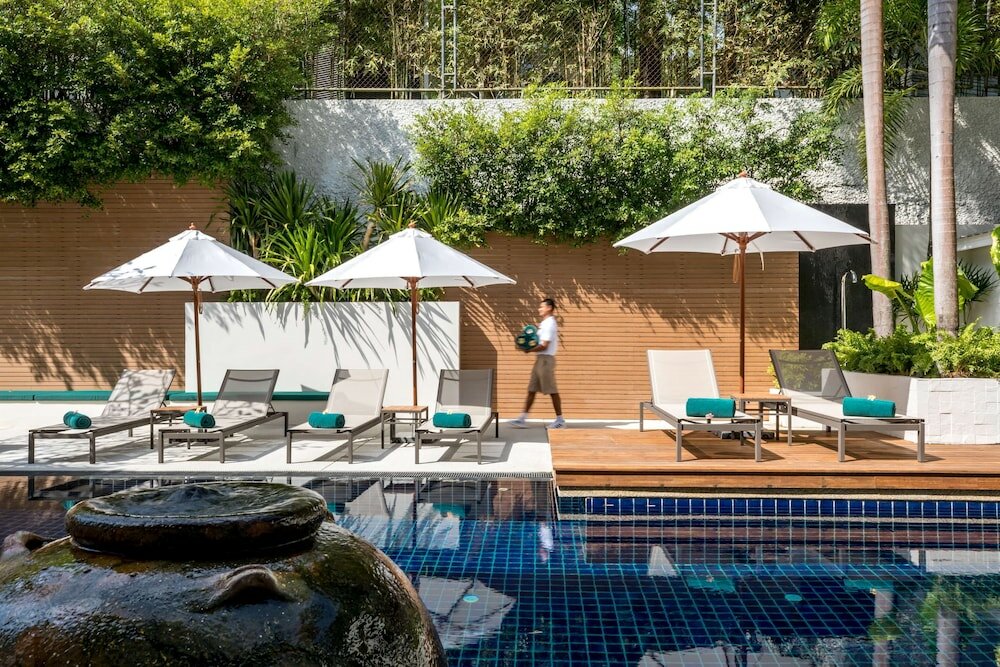 Фото Outrigger Surin Beach Resort