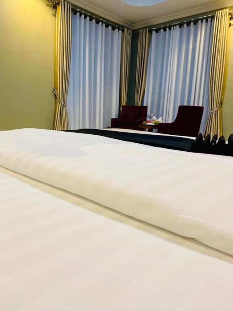 Фото Lishi Resort Hotel