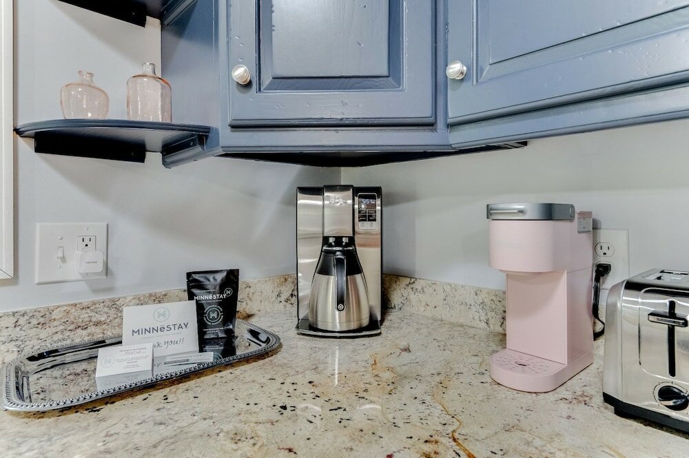 Фото The Guest House - Carriage House