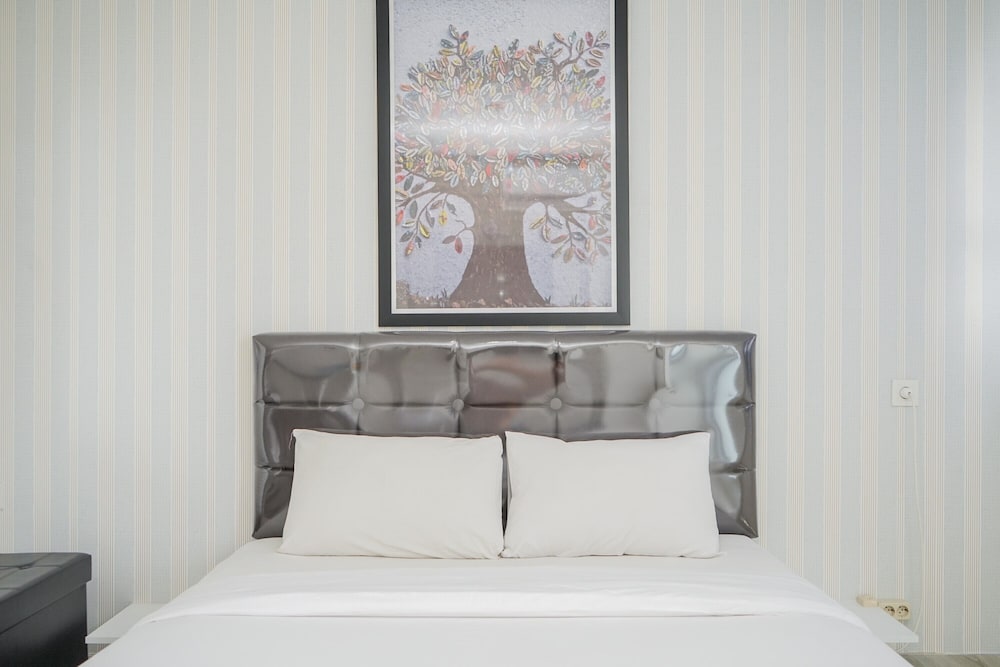 Фото Spacious And Wonderful 1Br Tamansari Bintaro Mansion Apartment