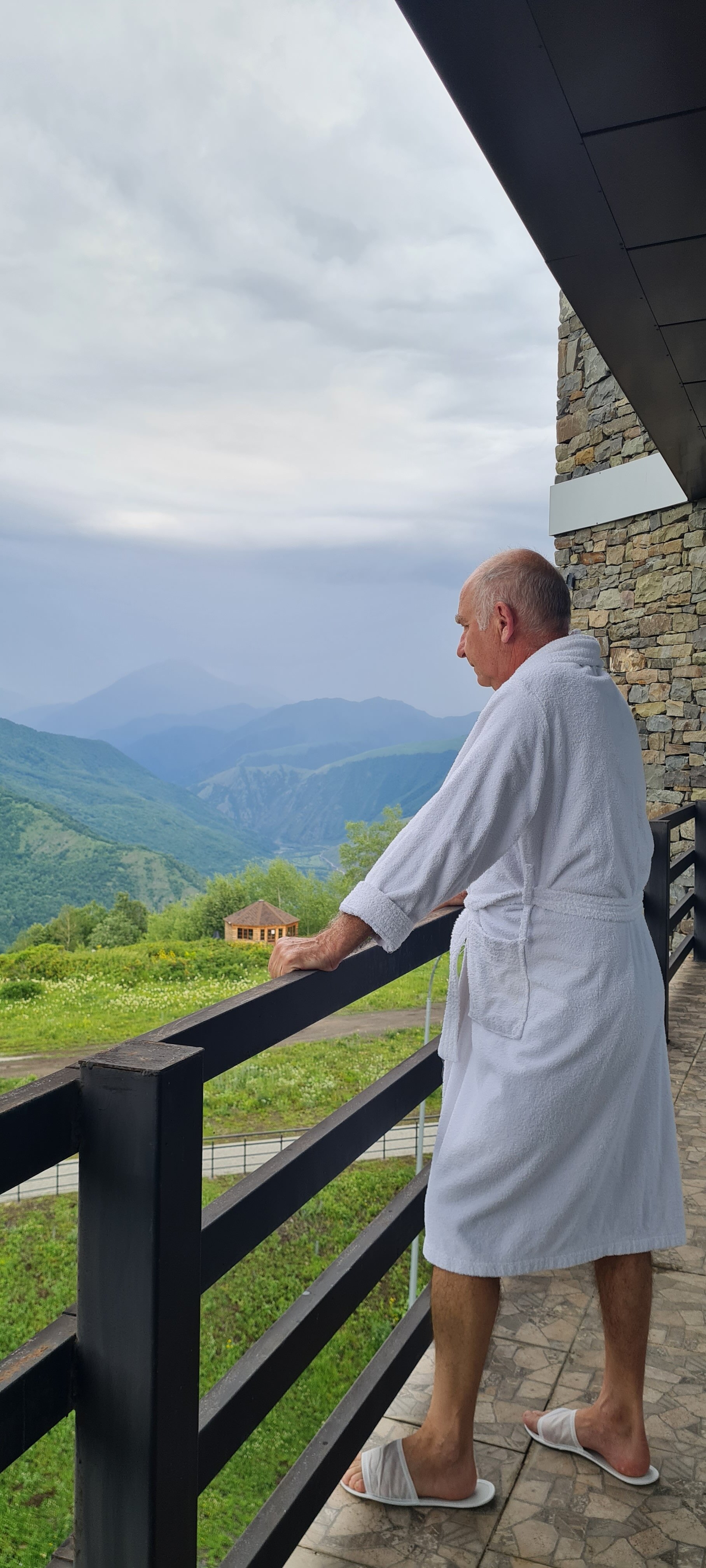 Фото Edelweiss Hotel