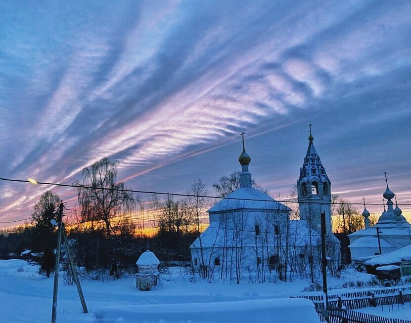 Orthodox church Tserkov Ikony Bozhiyey Materi Smolenskaya V Yarlykovo, Ivanovo Oblast, photo