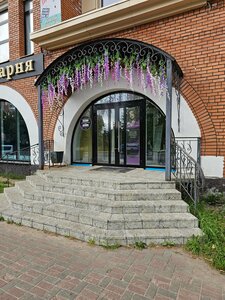Annstudio (ulitsa Frontovykh Brigad, 3) ، صالون تجميل