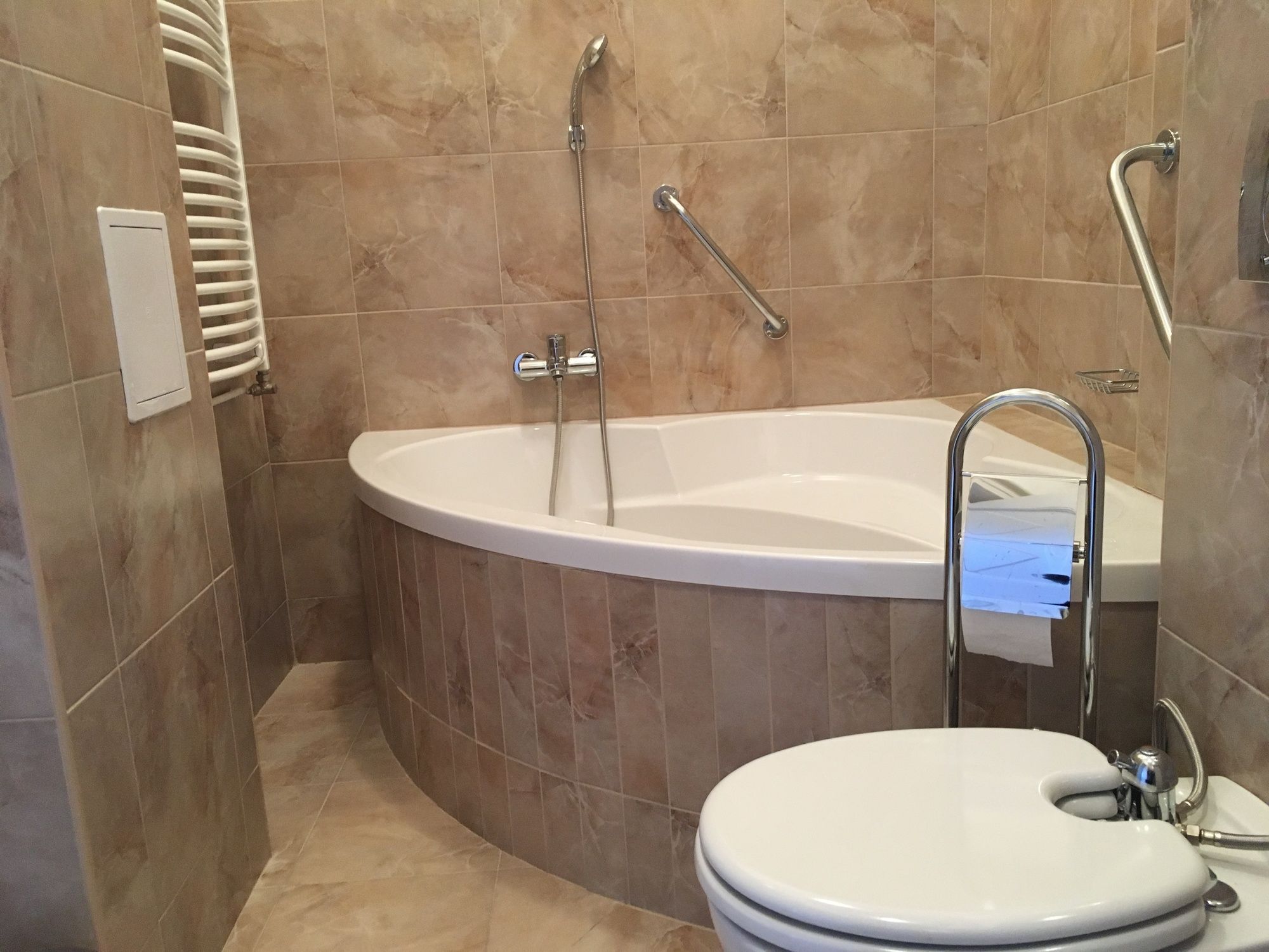 Фото Baroque Hostel 