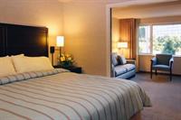 Фото Silver Cloud Hotel Bellevue Eastgate