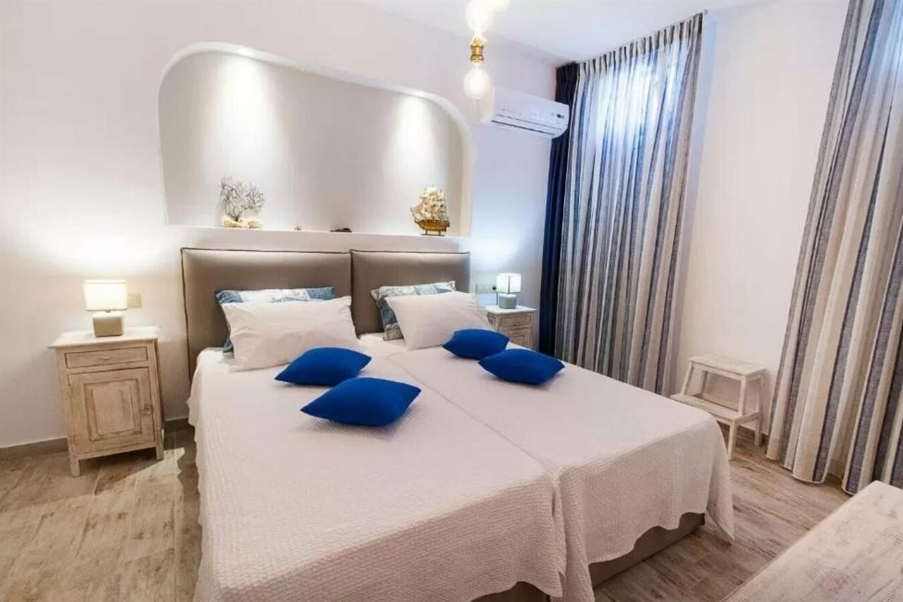 Фото Aerides Villas