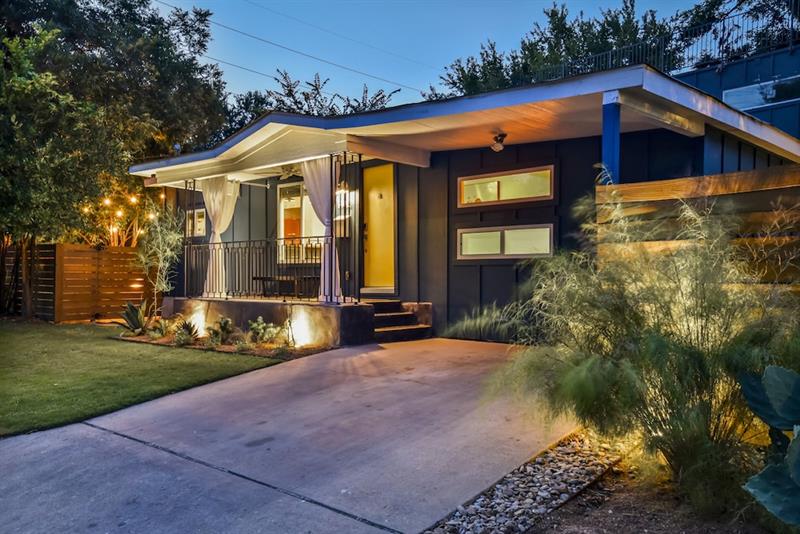 Фото The Eastside Lodge Austin