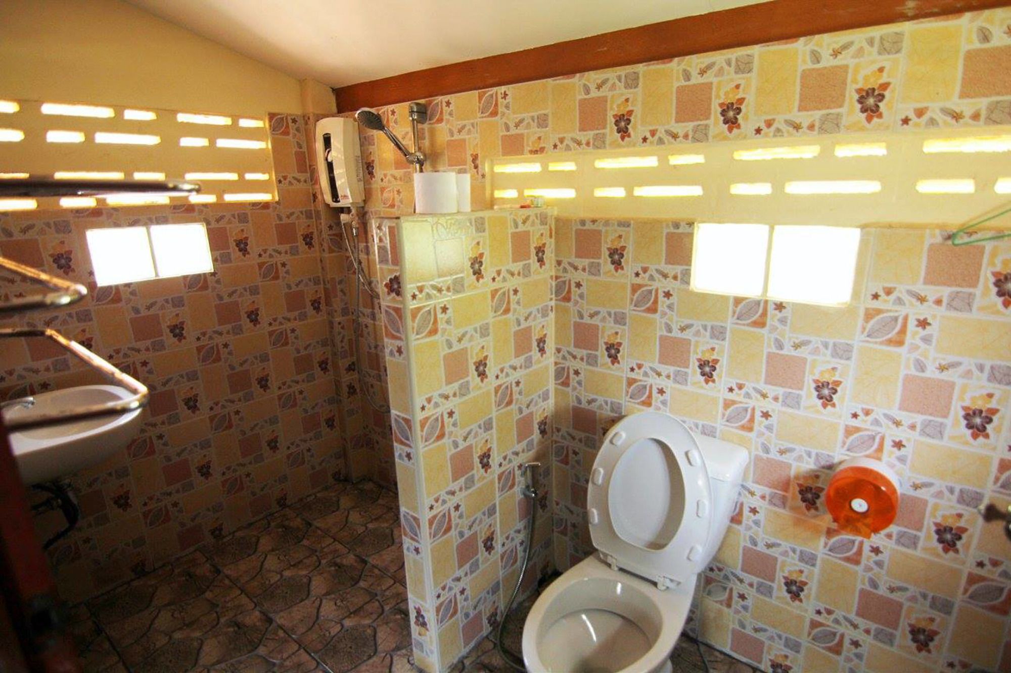 Фото Ton-Aor on the beach resort & restaurant