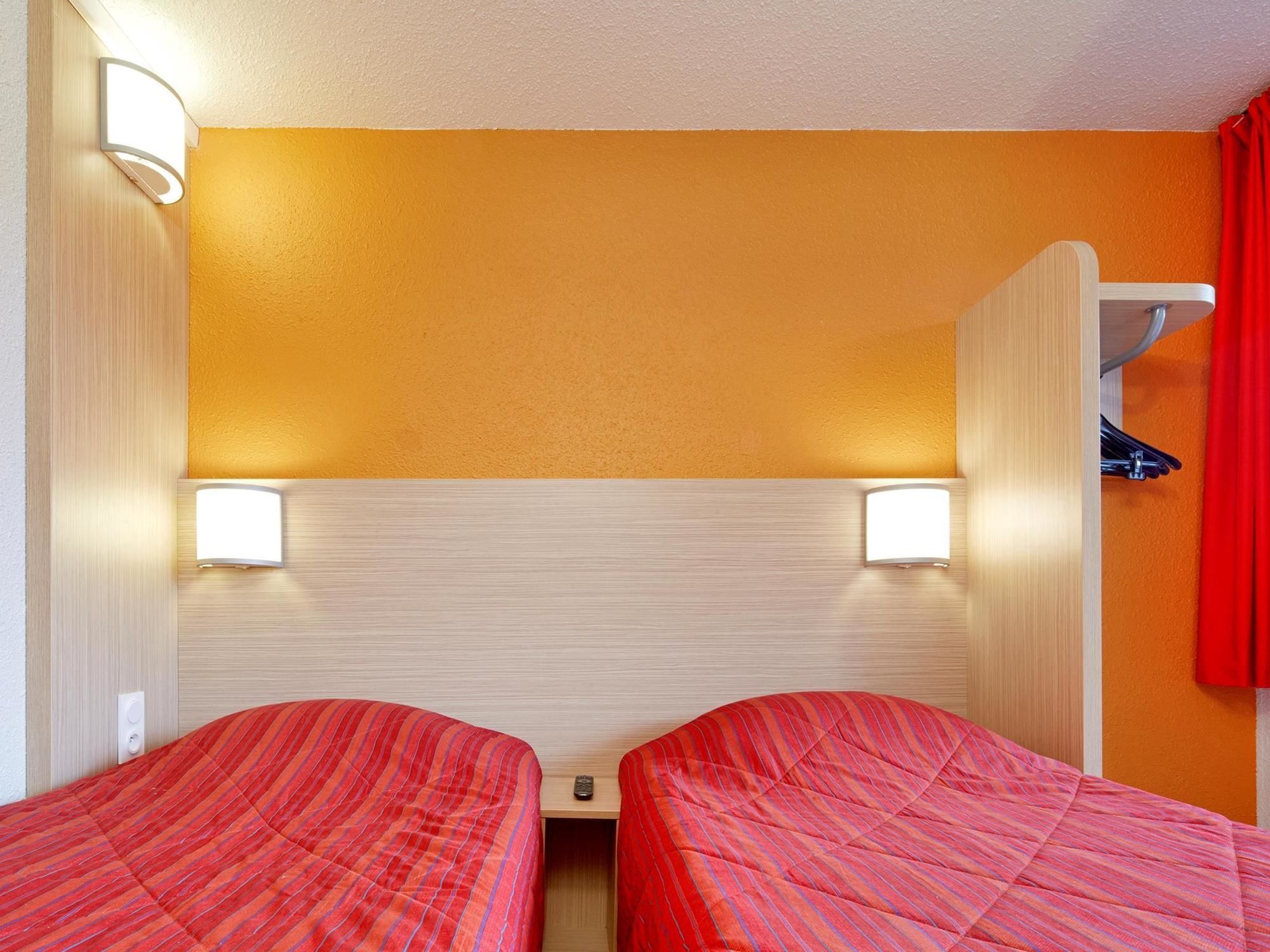 Фото Premiere Classe Blois Nord