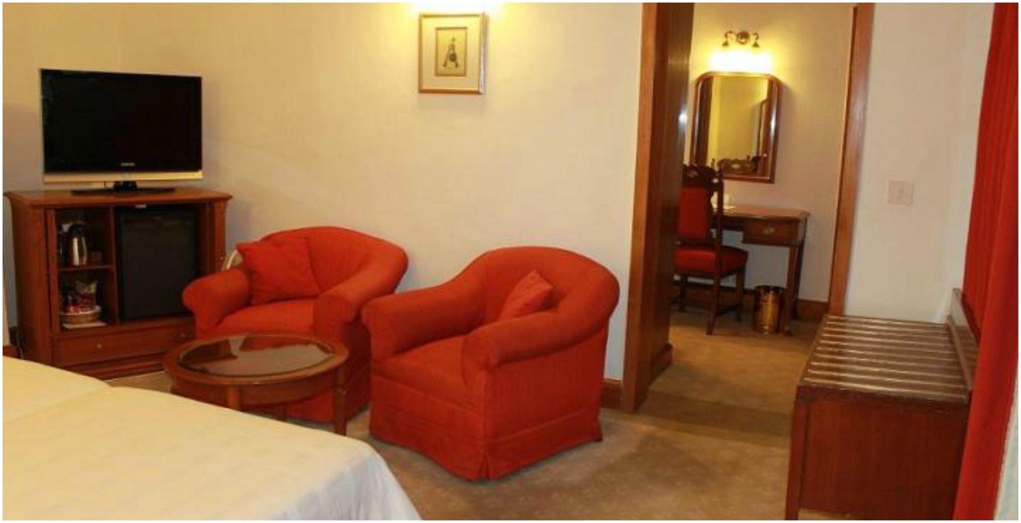 Фото Clarkes hotel, A grand heritage hotel since 1898