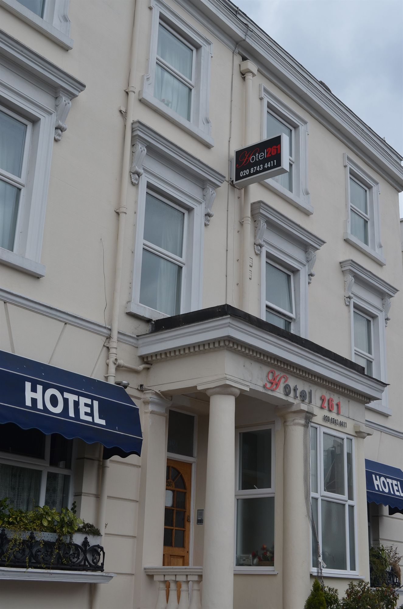 Фото отеля 3