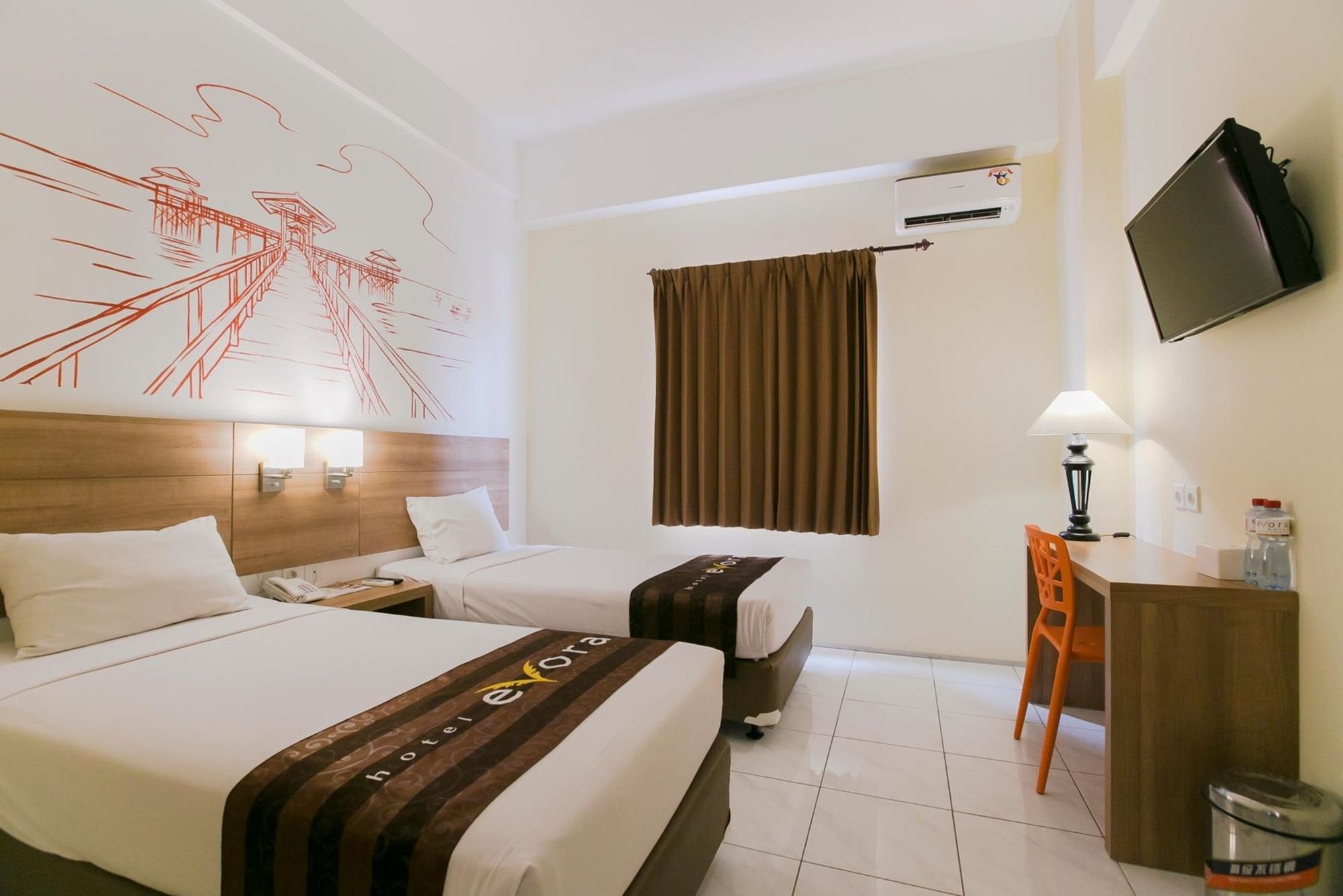 Фото Evora Hotel