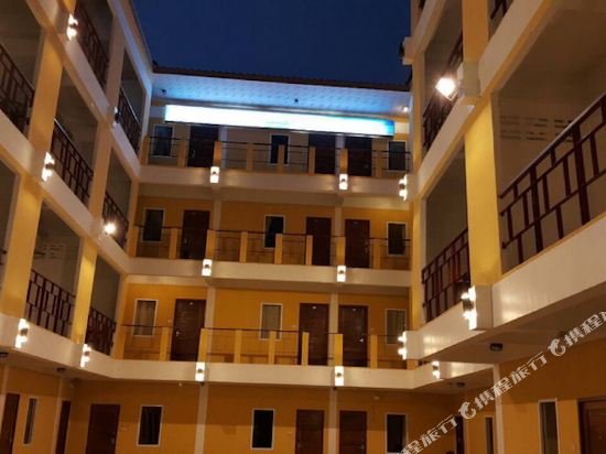 Фото Guyana Saikaew