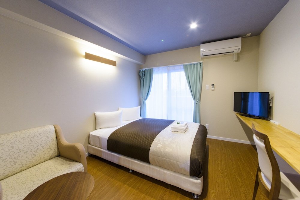 Фото Mr. Kinjo in Shiozaki