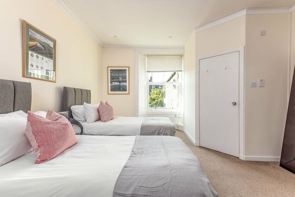 Hotel Golfers Dream 100 Yards To Old Course, St Andrews, photo