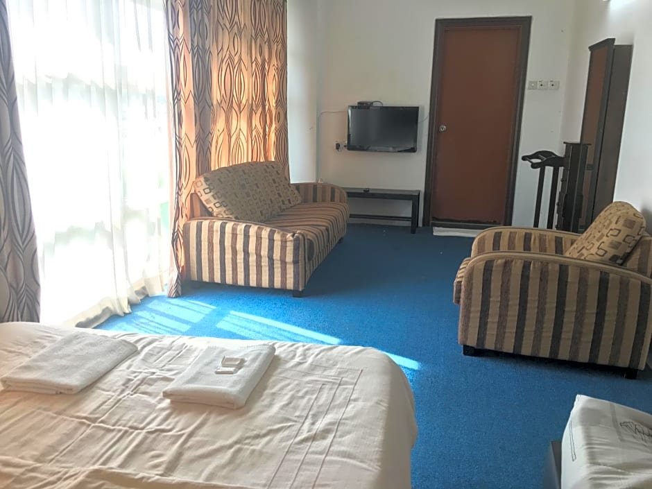 Фото Hotel Laman Seri @ Sec. 13