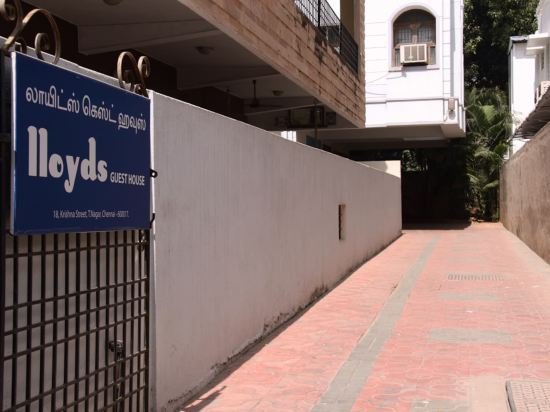 Фото Гостевой дом Lloyds Krishna Street T. Nagar