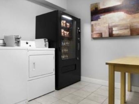 Фото Red Lion Inn & Suites Sequim