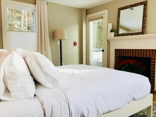 Фото The Sailmaker's House