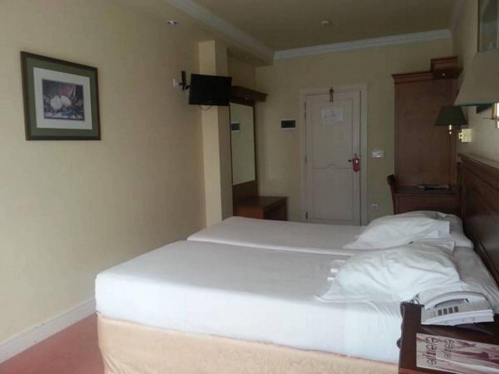 Фото Hospedium Hotel Blu Loiu