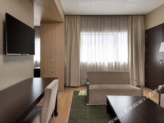 Фото NH Madrid Ribera del Manzanares