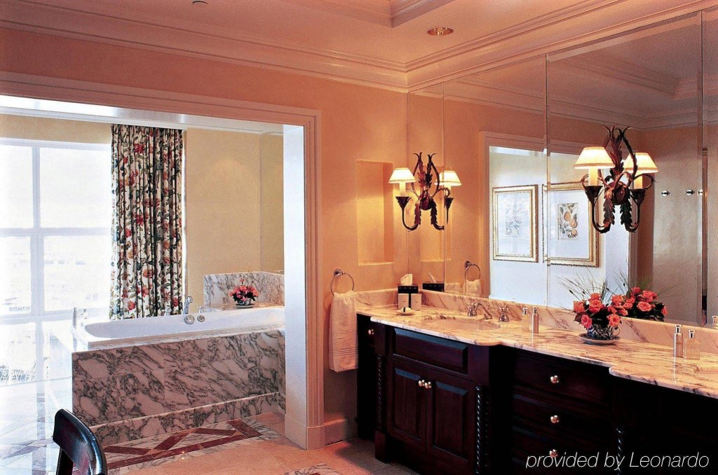 Фото The Table Bay